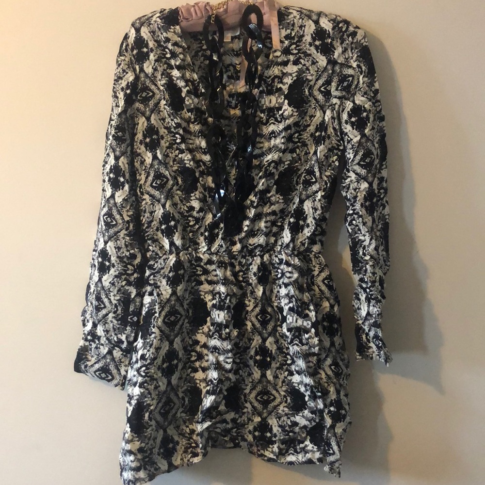 Dress with fitted waisted